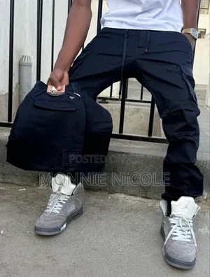 Black Cargo Pants for Men Bru