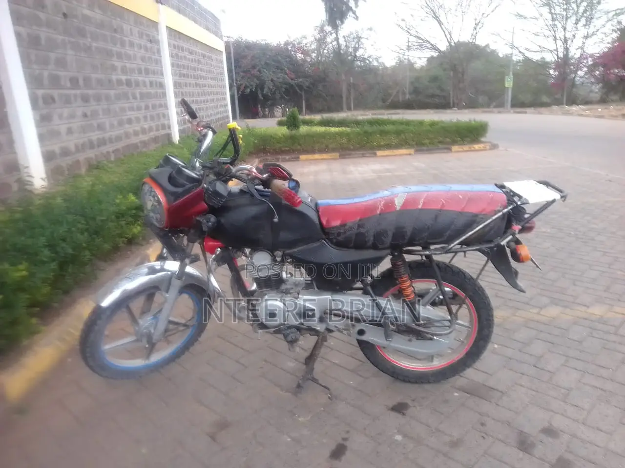 Bajaj Boxer 100 2017 Red