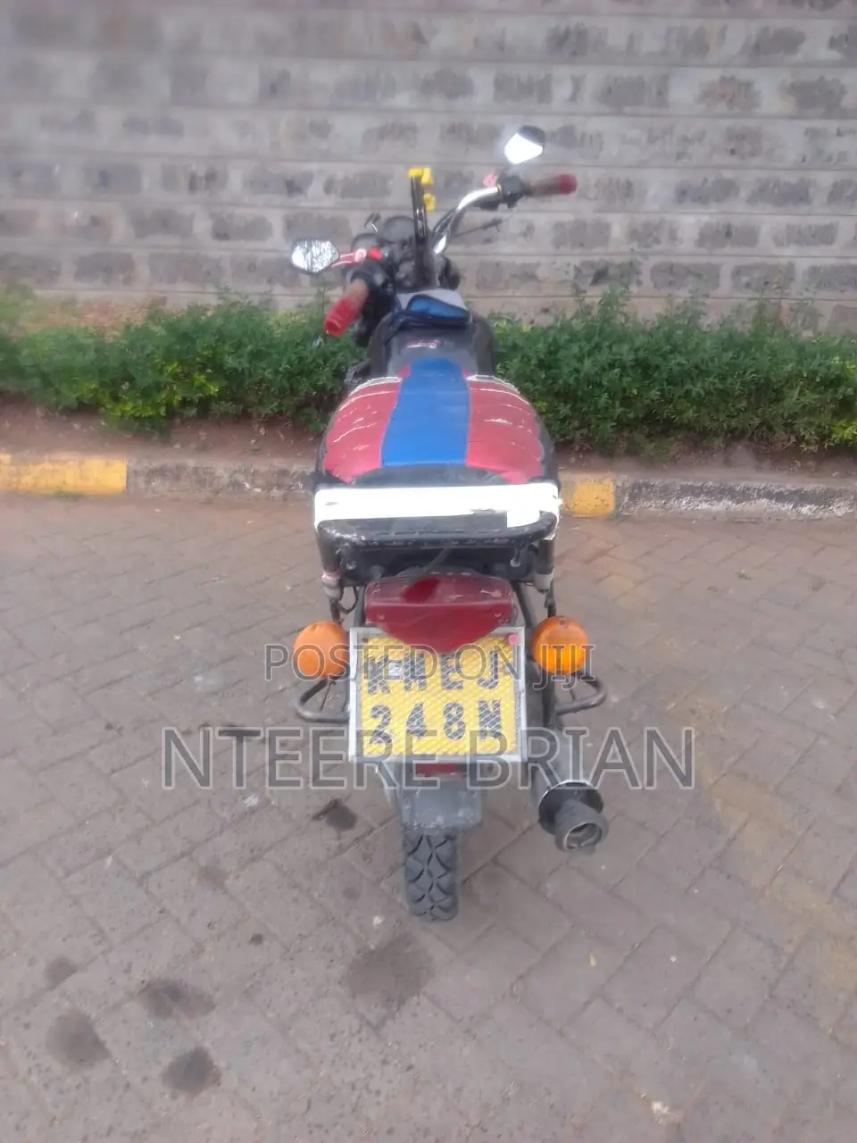 Bajaj Boxer 100 2017 Red