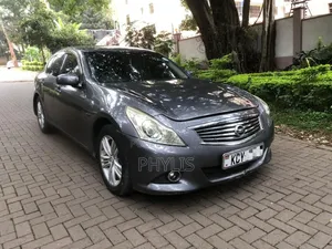 Nissan Skyline 2012 Gray