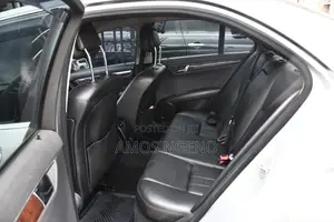 Mercedes-Benz C200 2011 Silver