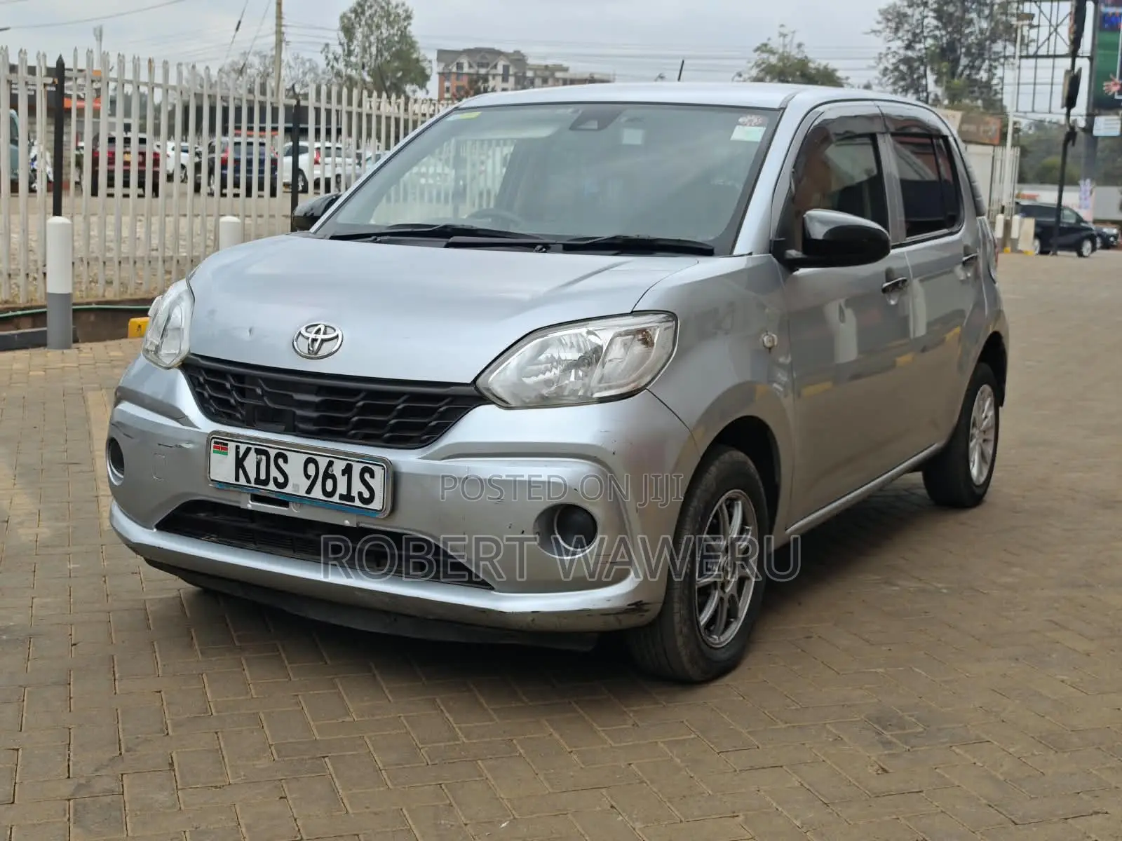 Toyota Passo 1.0 FWD 2018 Silver