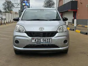 Toyota Passo 1.0 FWD 2018 Silver