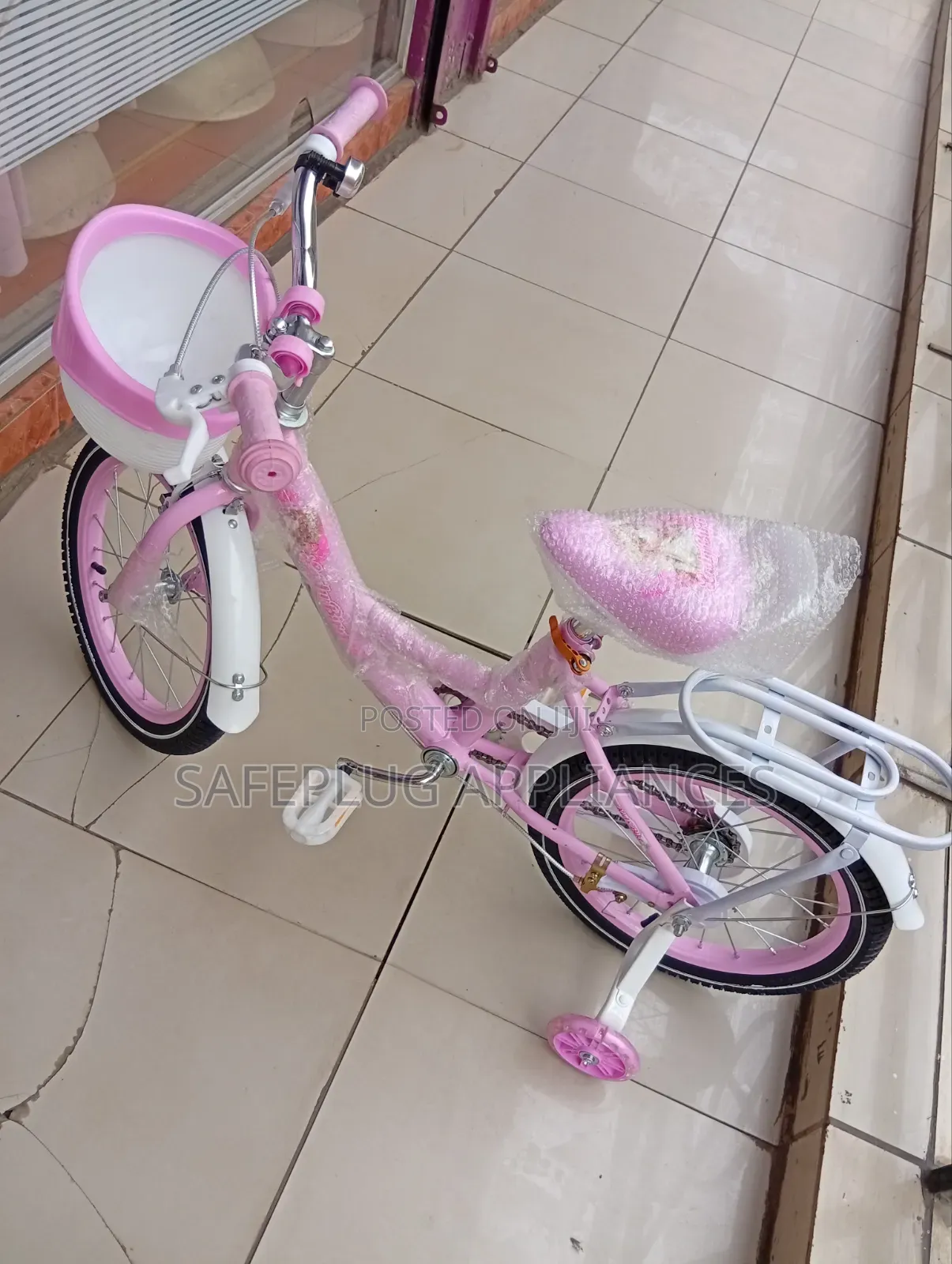 Ladybird 16′′ Bike–Girls’ Bike for Play, Rides Outdoor Adventures