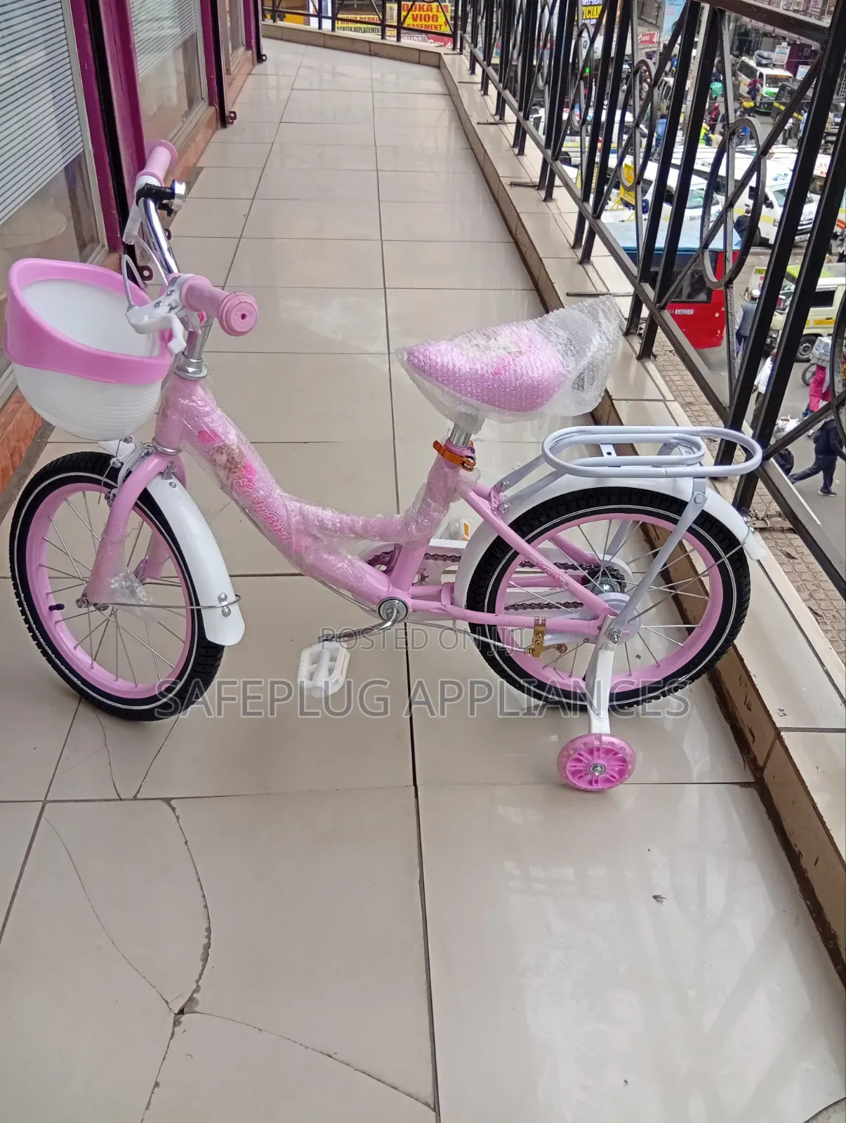 Ladybird 16′′ Bike–Girls’ Bike for Play, Rides Outdoor Adventures