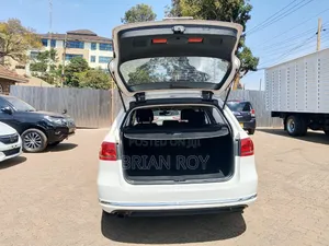 Volkswagen Passat 2014 White