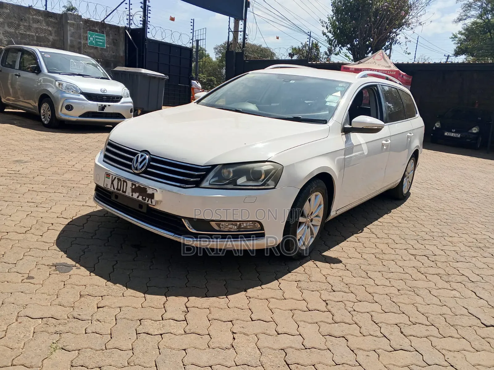 Volkswagen Passat 2014 White