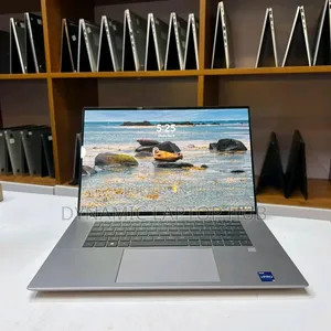 Laptop HP ZBook Studio 32GB Intel Core i9 SSD 512GB