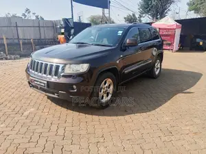 Jeep Cherokee 2013 Black