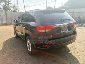 Jeep Cherokee 2013 Black