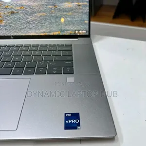 Laptop HP ZBook Studio 32GB Intel Core i9 SSD 512GB
