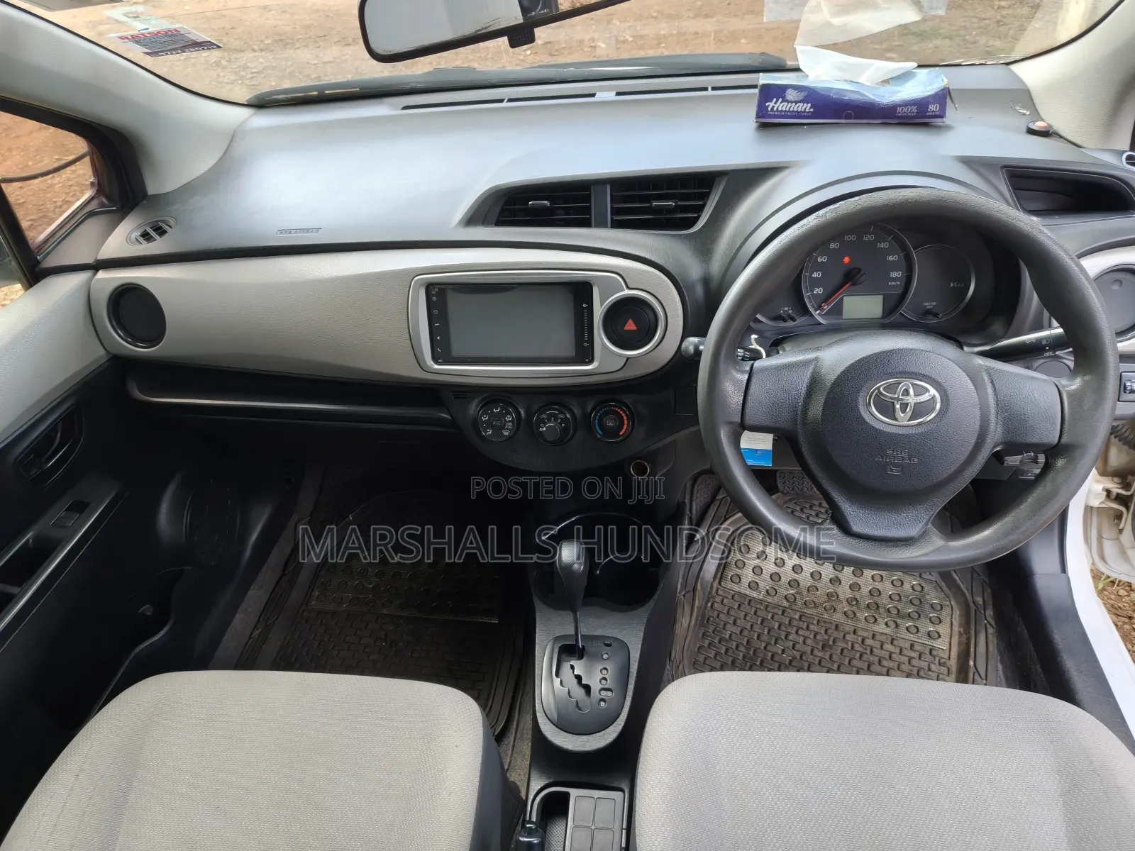 Toyota Vitz 2014 White