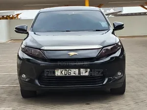 Toyota Harrier 2.0 2015 Black