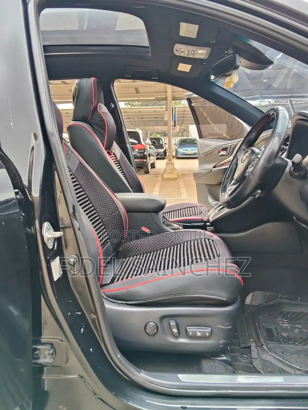 Toyota Harrier 2.0 2015 Black