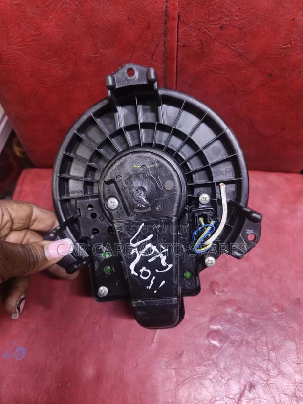 AC Blower Toyota Voxy/Noah