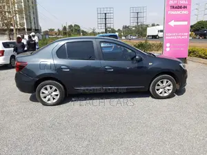 Renault Logan 2017 Gray