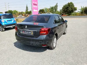 Renault Logan 2017 Gray