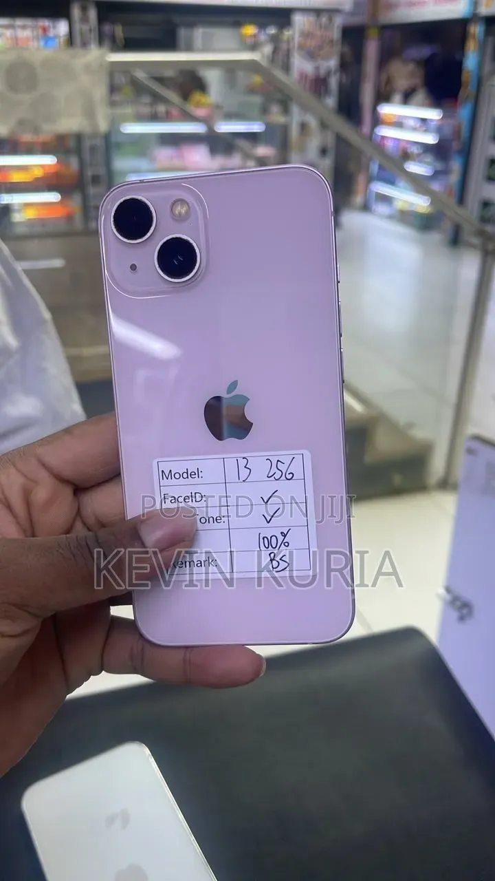 Apple iPhone 13 256 GB White