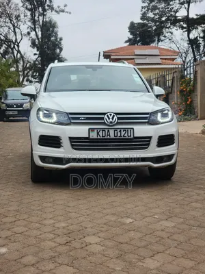 Volkswagen Touareg TDI R-Line 4dr SUV AWD (3.0L 6cyl Turbodiesel 8A)