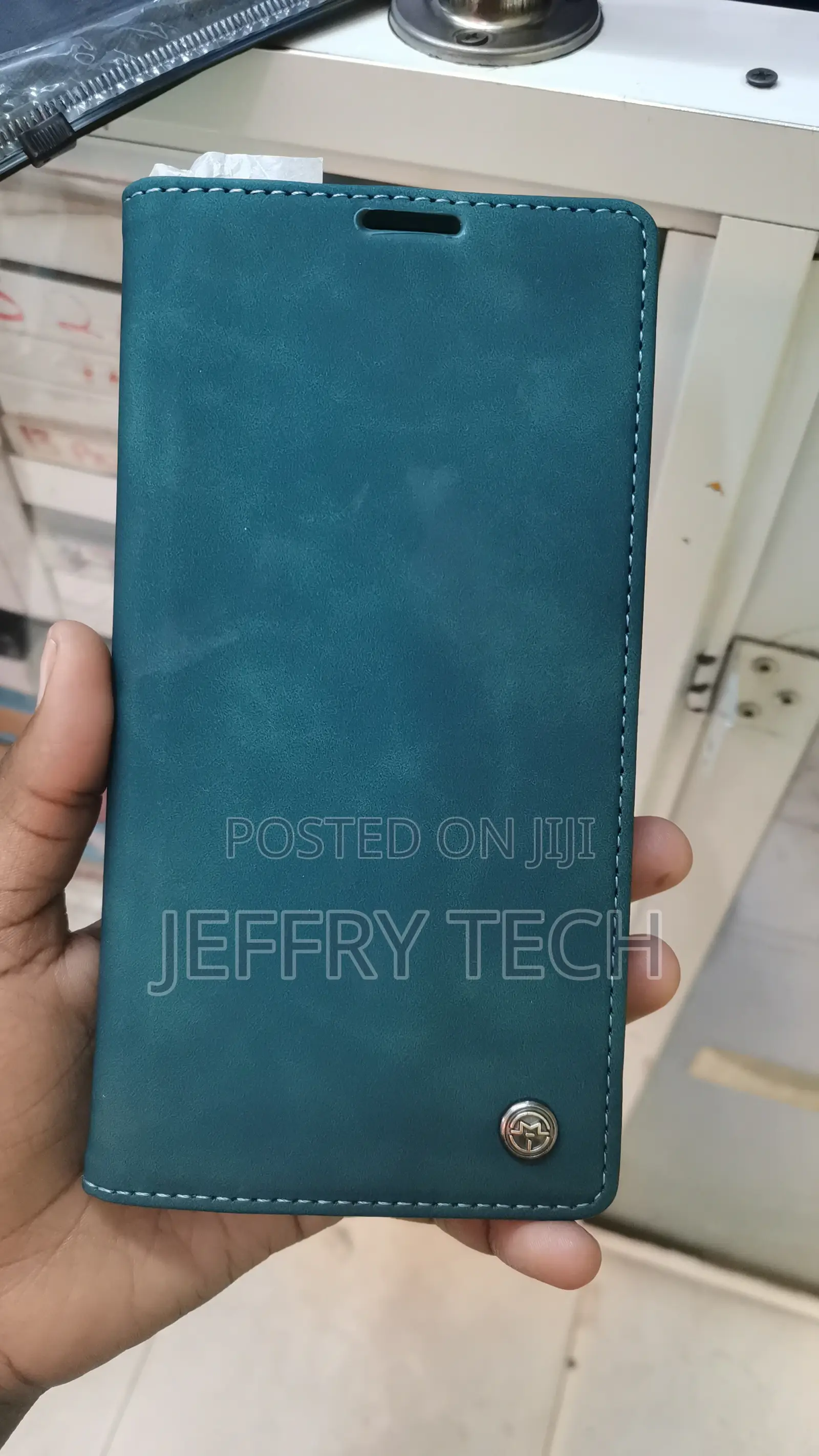 CaseMe Retro Leather Flip Wallet Phone Case iPhone 15 Pro Max