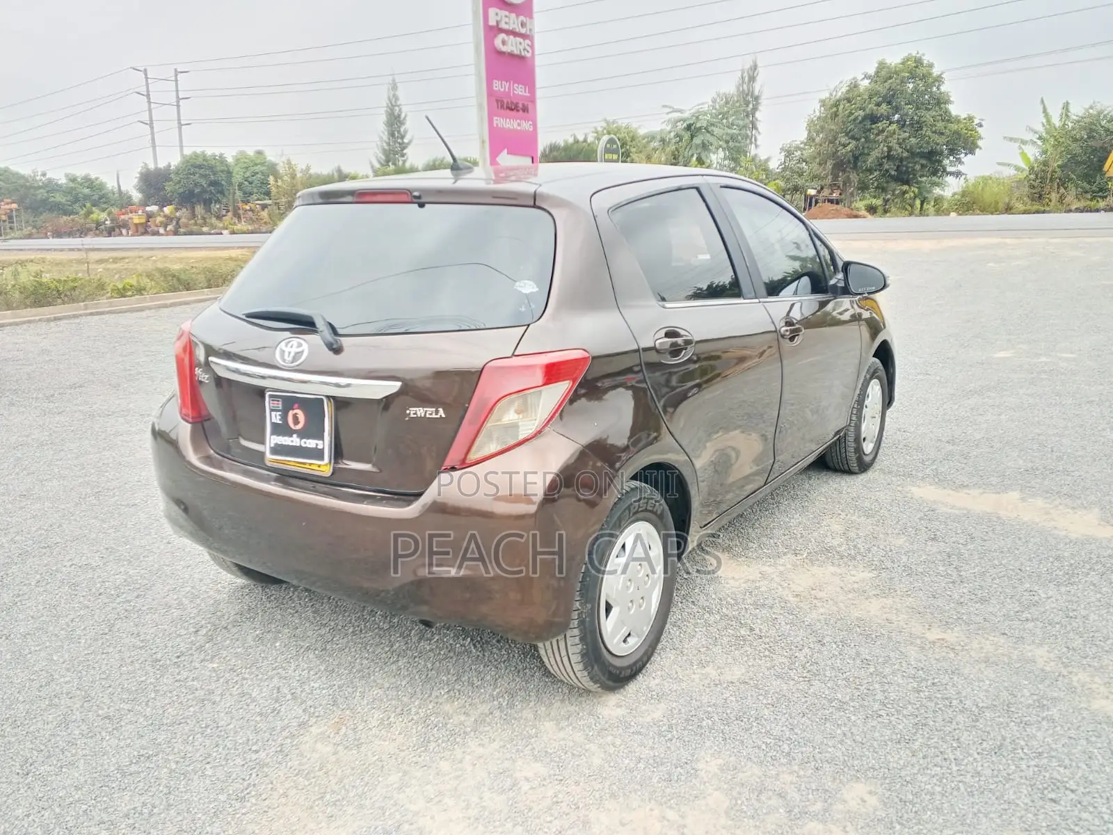 Toyota Vitz 2011 Brown