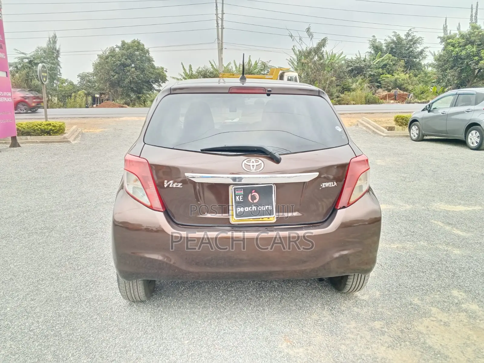 Toyota Vitz 2011 Brown