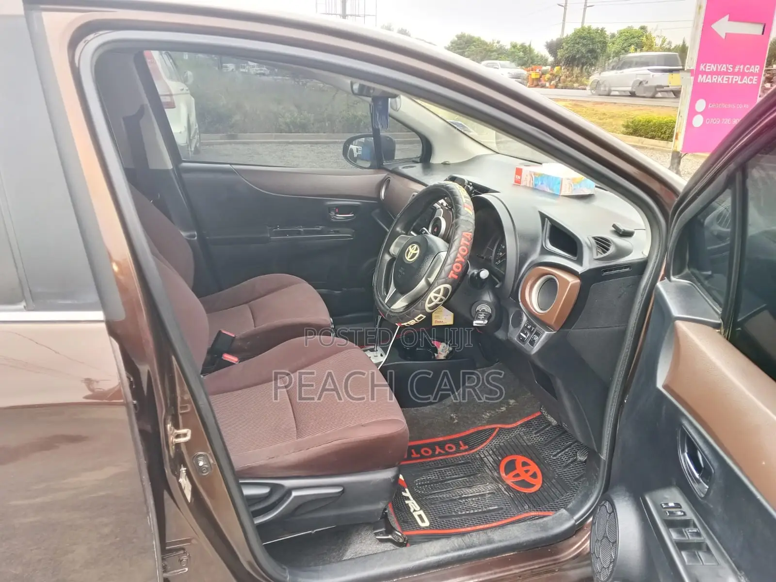 Toyota Vitz 2011 Brown