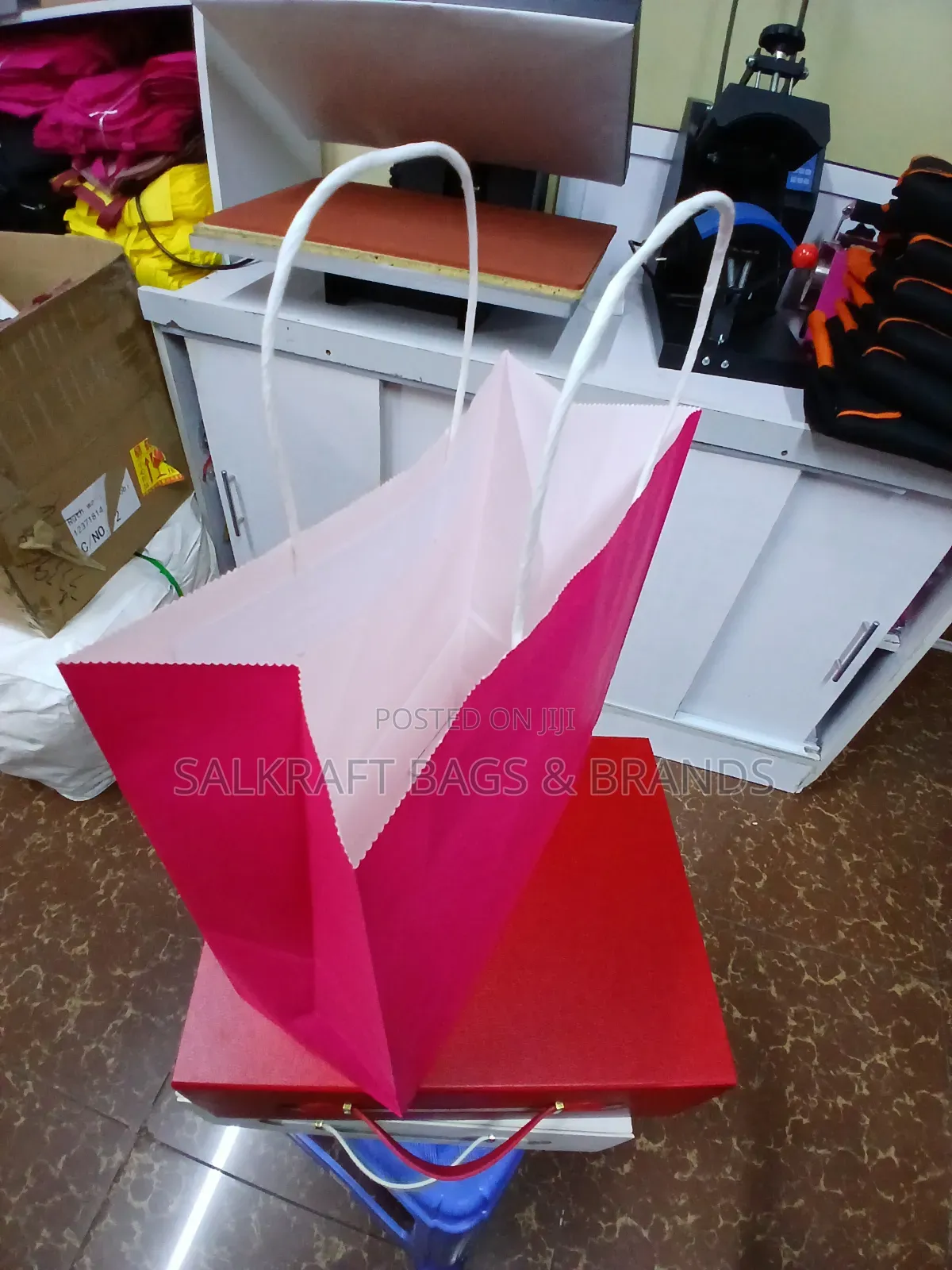 Magenta Muse Premium Shopper — Ideal for Luxury Modern Boutiques/Gifts