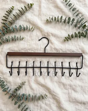 10 Hook Wooden Organizer Hanger