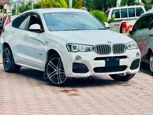 BMW X4 xDrive30i 2019 White