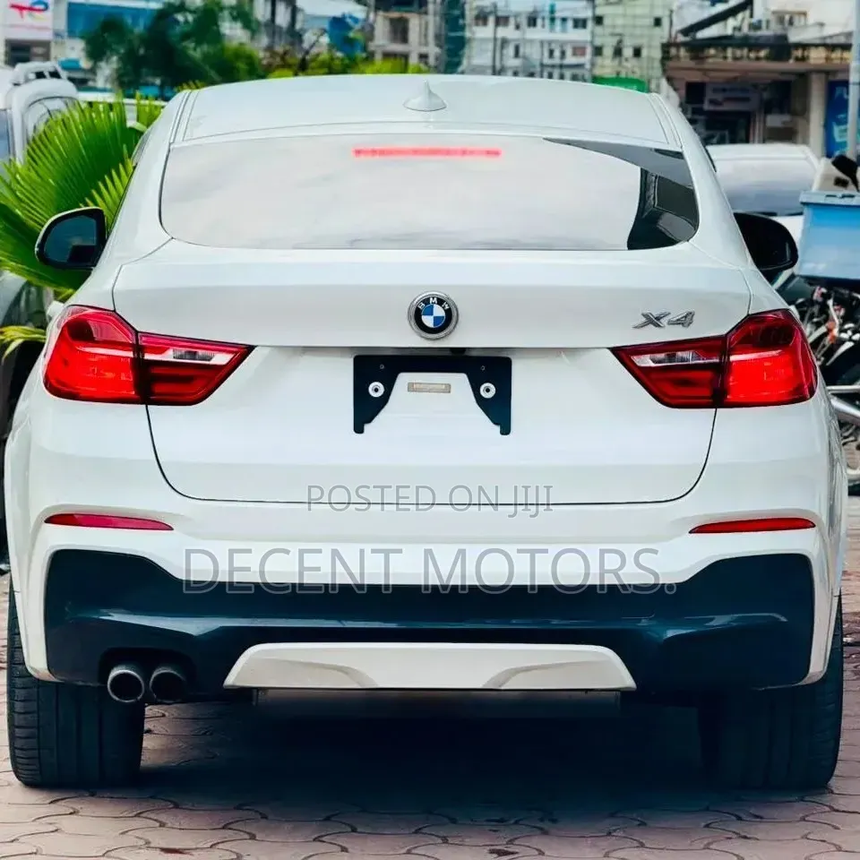 BMW X4 xDrive30i 2019 White