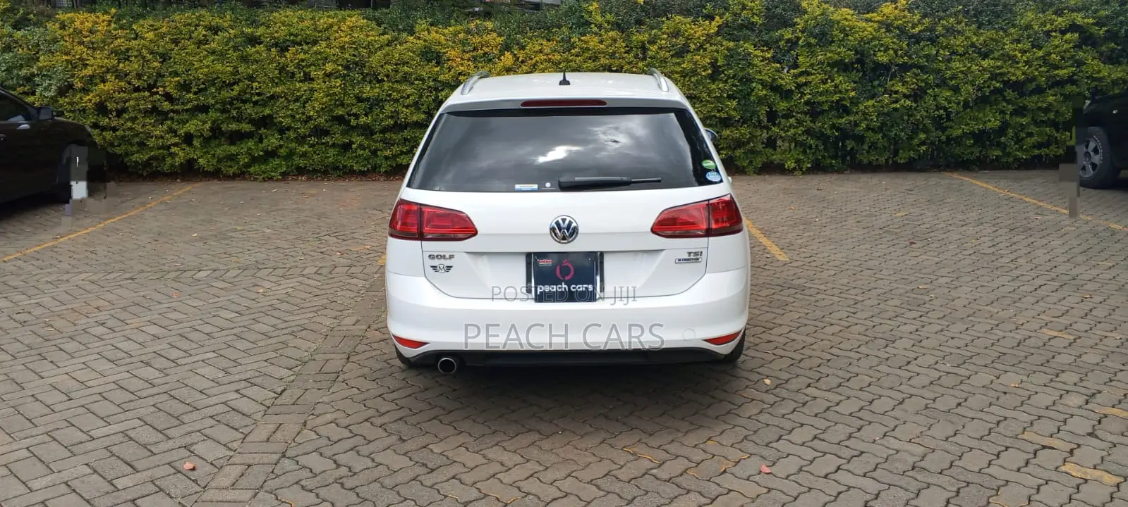 Volkswagen Golf 2017 White