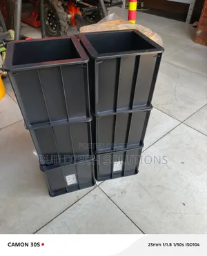 Concrete Cube Sampling Moulds