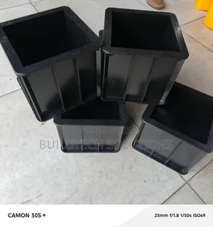 Plastic Moulds for Concrete Testing