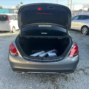 Mercedes-Benz C200 2019 Gray