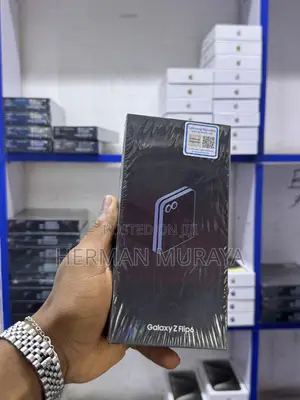 New Samsung Galaxy Z Flip6 256 GB Black