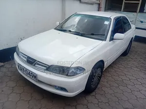 Toyota Carina 1.5 FWD Sedan 2001 White