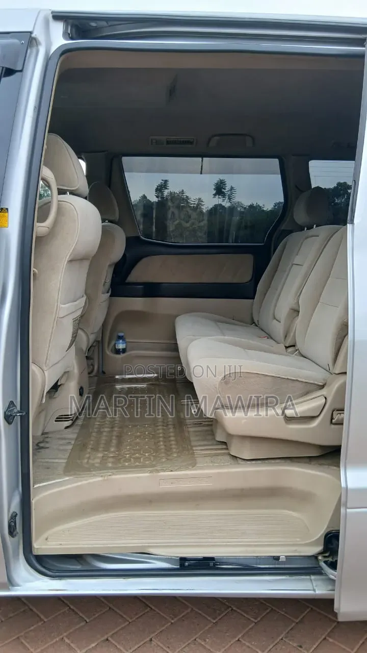 Toyota Alphard 2007 Silver