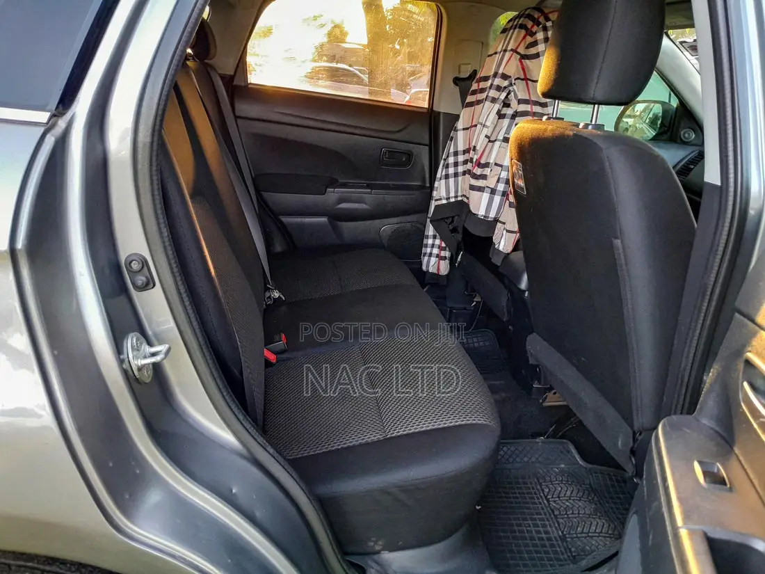 Mitsubishi RVR 2015 Gray