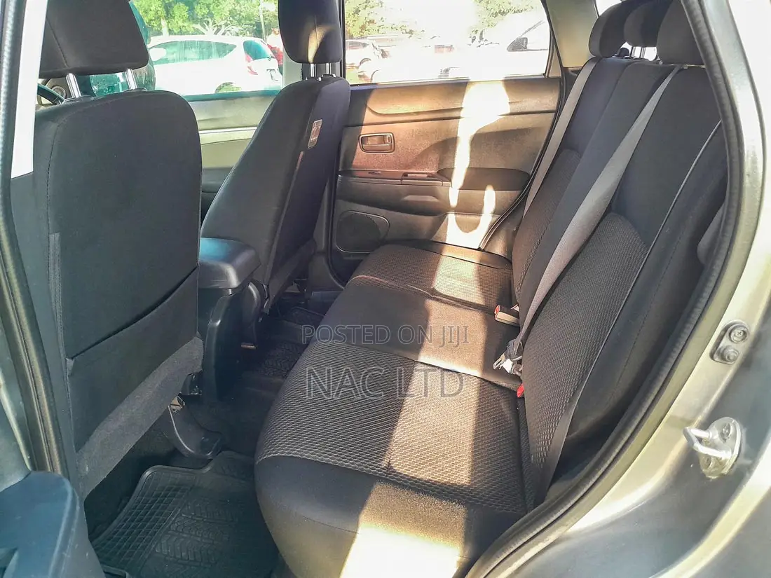 Mitsubishi RVR 2015 Gray