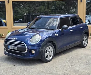 Mini Cooper 2016 Blue