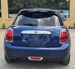 Mini Cooper 2016 Blue