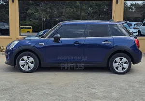 Mini Cooper 2016 Blue