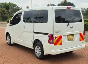 Nissan NV200 2015 White