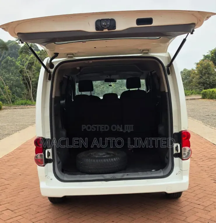 Nissan NV200 2015 White