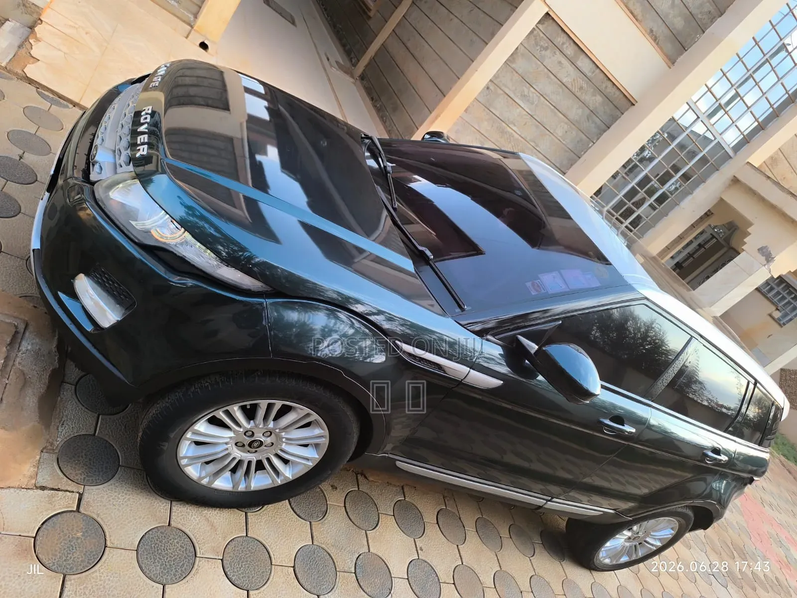 Land Rover Range Rover Supercharged 2013 Green