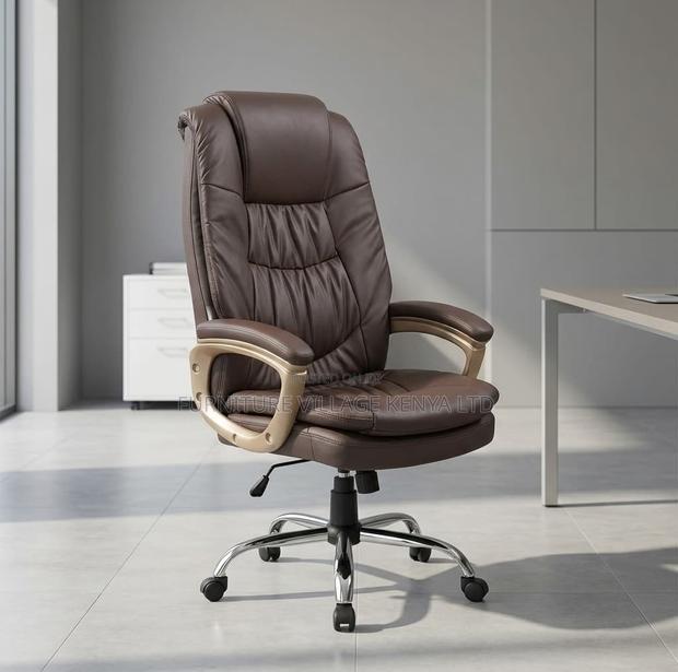 Office Chair; Brown High Back Executive Boss Office Chair