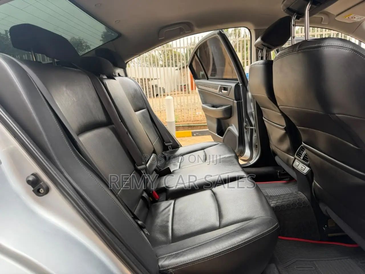 Subaru Legacy 2014 Silver