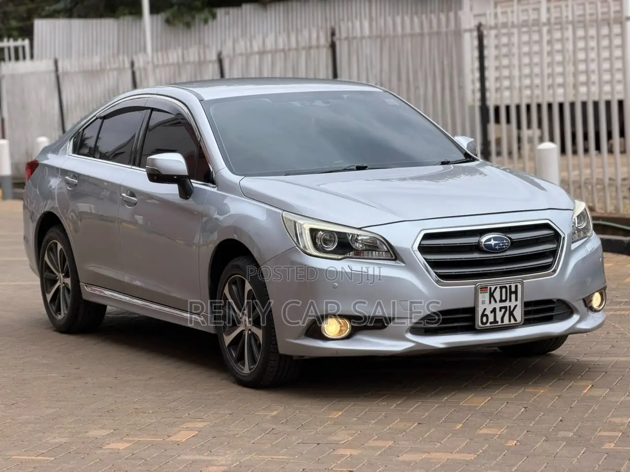 Subaru Legacy 2014 Silver