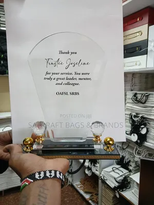 The Apex Crystal Leadership Award